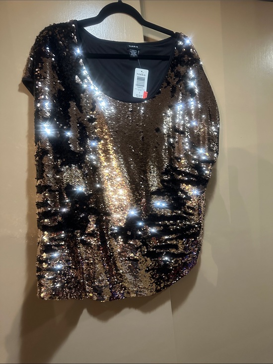 torrid Tops - torrid Gold Sequin Scoop Neck Top